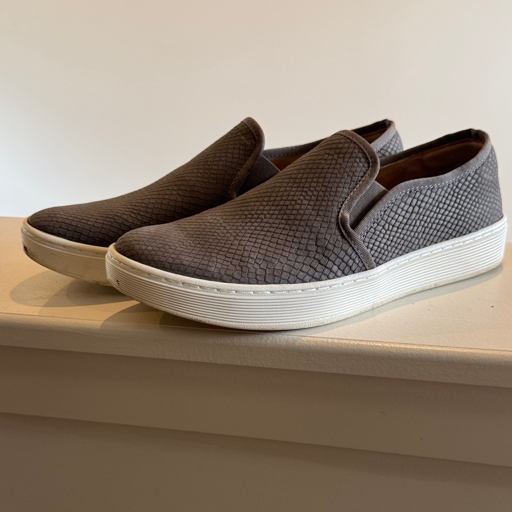 Sofft Slip-On Sneakers in Gray with White Sole